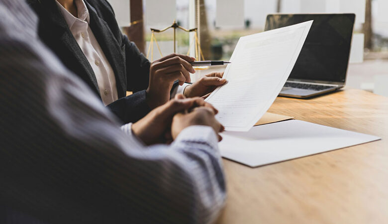 How to Choose the Right Notary Public for Your Needs